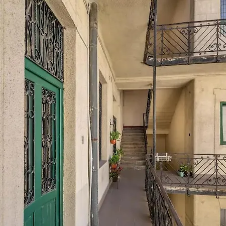 Raday Apartment *