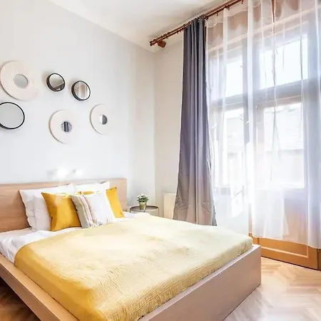 Raday Apartment